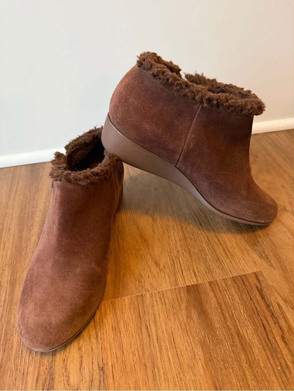 Cole Haan Brown Suede Sherpa Ankle Booties. Size 6.5